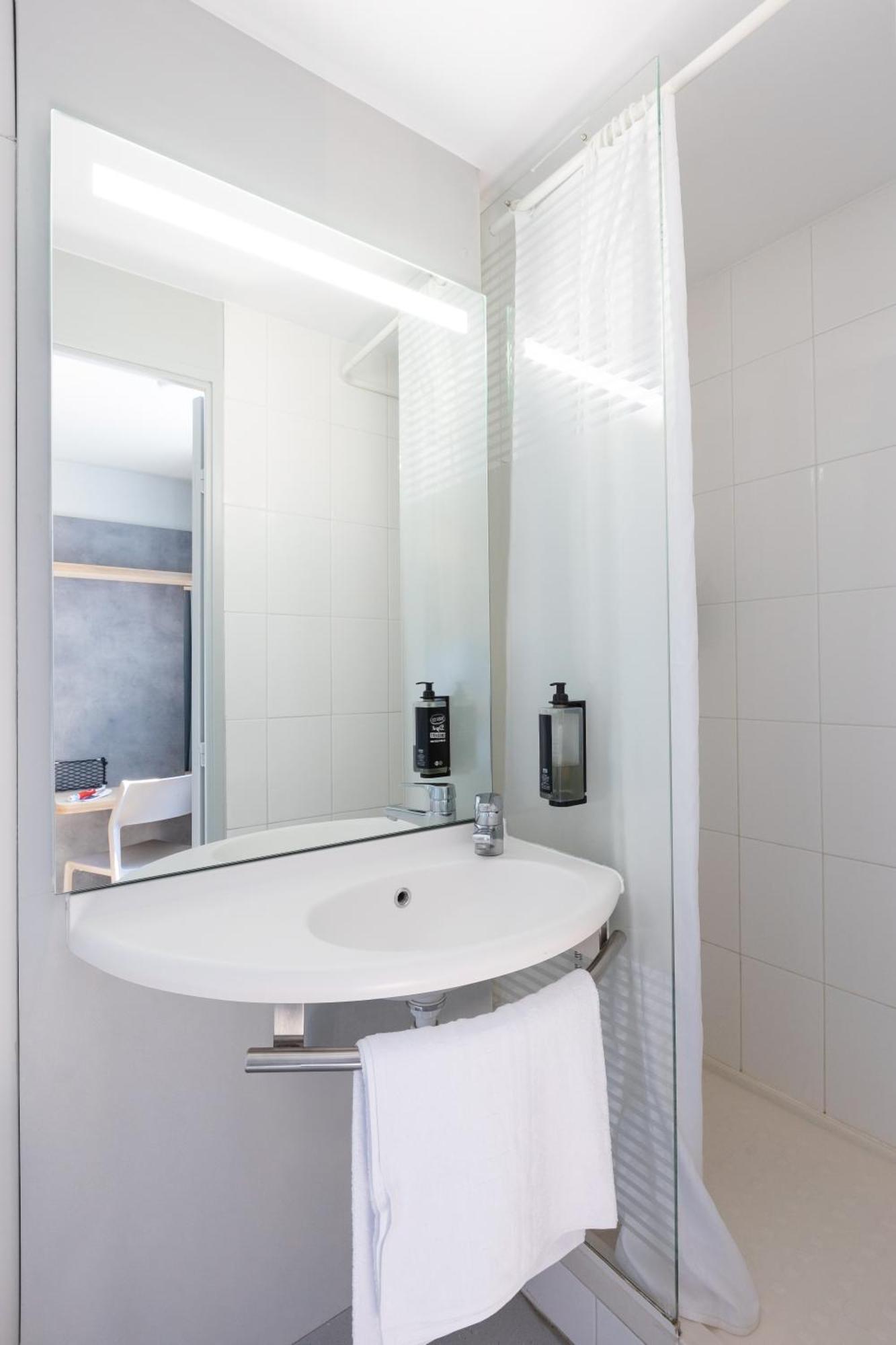 Ibis Budget Angouleme Centre Exterior photo